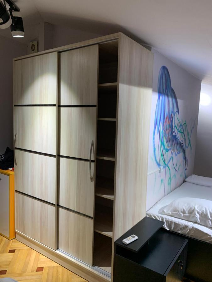 Gorgona Vandrehjem Batumi Eksteriør billede